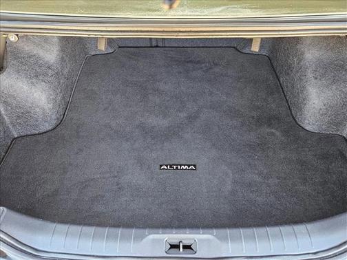 2023 Nissan Altima SR FWD