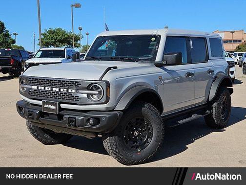Avalanche Gray 2026 Ford Bronco Badlands