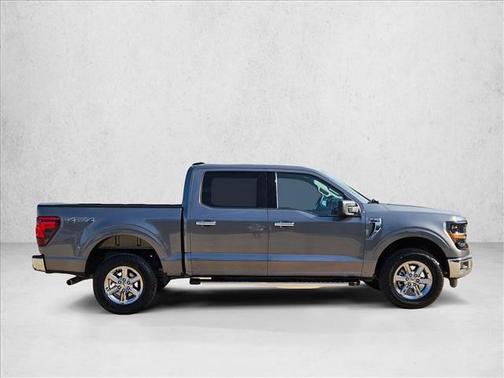 Iconic Silver Metallic 2025 Ford F-150 XLT