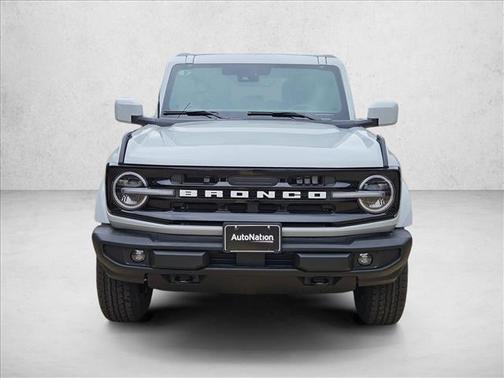 Avalanche Gray 2026 Ford Bronco Outer Banks