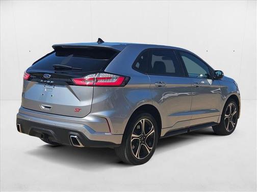2022 Ford Edge ST