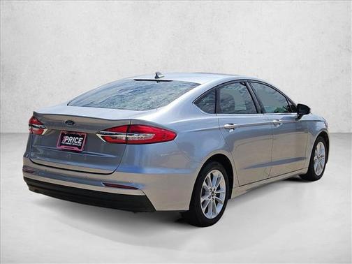 Iconic Silver Metallic 2020 Ford Fusion Hybrid SE