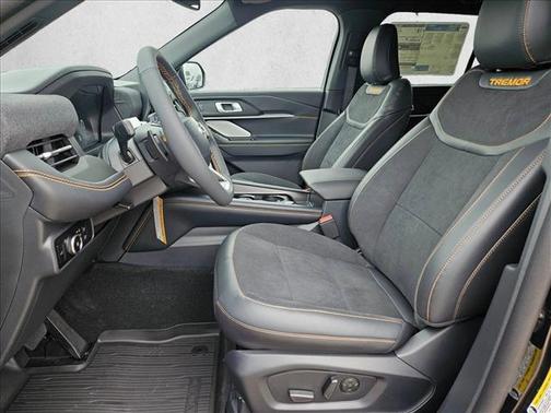 Agate Black Metallic 2026 Ford Explorer Tremor