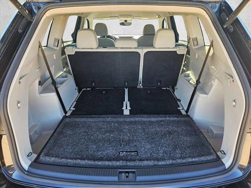 2023 Volkswagen Atlas 3.6L SE w/Technology