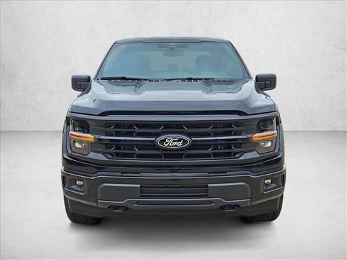 Agate Black Metallic 2026 Ford F-150 XLT