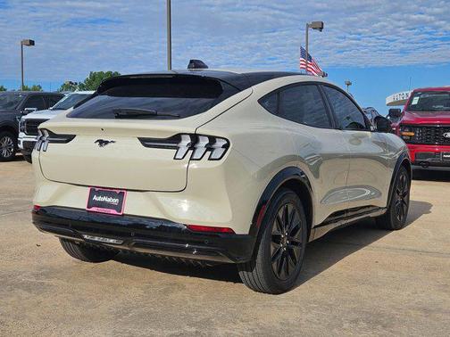 2025 Ford Mustang Mach-E Premium
