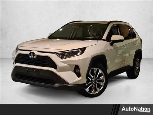 2020 Toyota RAV4 XLE Premium