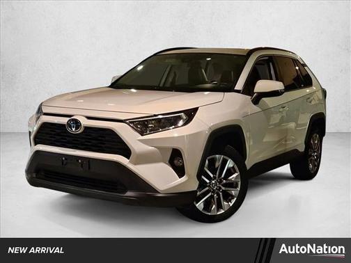 2020 Toyota RAV4 XLE Premium