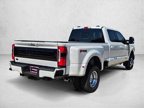 2026 Ford F-350 Platinum