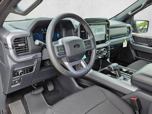 Avalanche 2026 Ford F-150 XLT