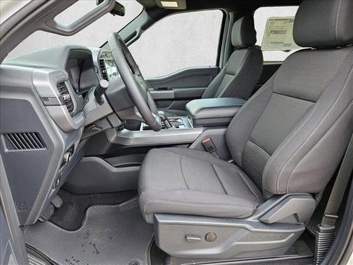Avalanche 2026 Ford F-150 XLT