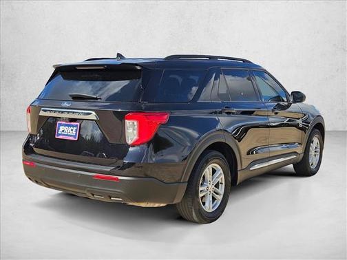 Agate Black Metallic 2023 Ford Explorer XLT