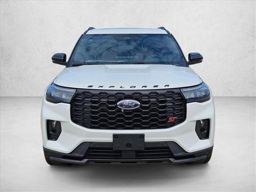 Star White Metallic Tri-Coat 2026 Ford Explorer ST