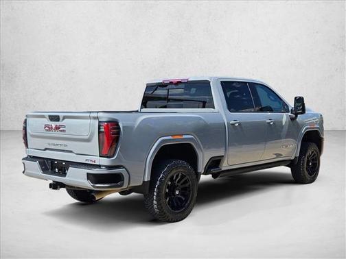 2024 GMC Sierra 2500 AT4