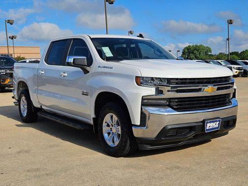 Iridescent Pearl Tricoat 2021 Chevrolet Silverado 1500 LT