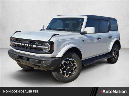 Oxford White 2026 Ford Bronco Outer Banks