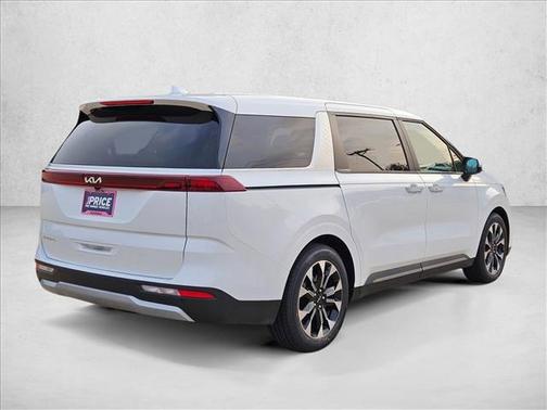 Snow White Pearl 2023 Kia Carnival EX