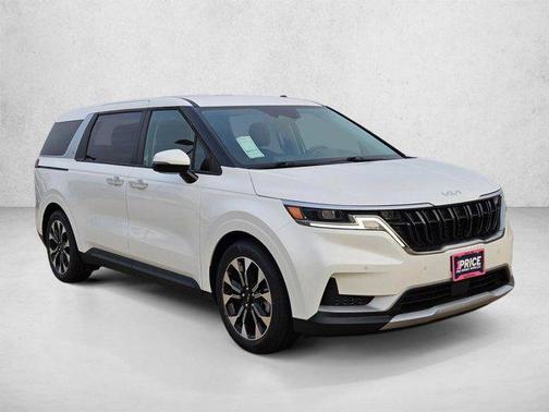 Snow White Pearl 2023 Kia Carnival EX