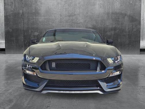 2016 Ford Shelby GT350 Base