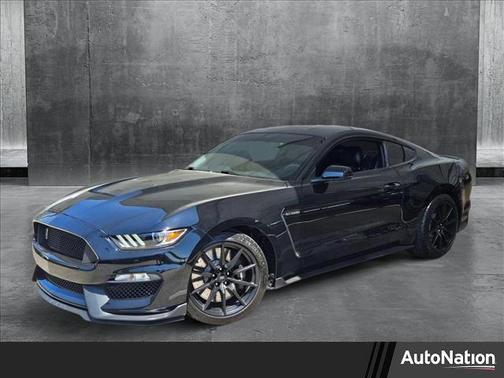 2016 Ford Shelby GT350 Base