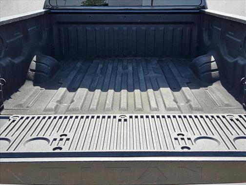 Magnetic Black Metallic 2019 Nissan Titan S