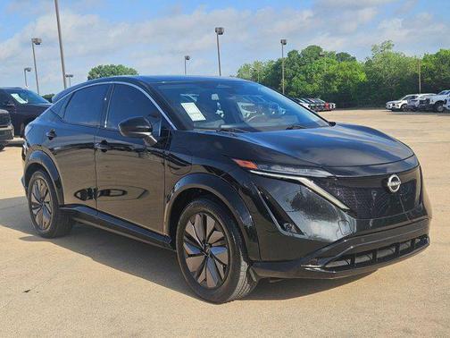 Black Diamond Pearl 2023 Nissan ARIYA ENGAGE