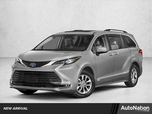 2023 Toyota Sienna XLE