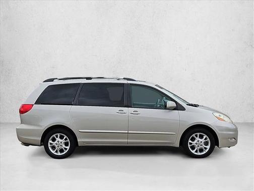 2006 Toyota Sienna XLE