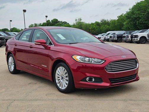 2014 Ford Fusion Hybrid SE