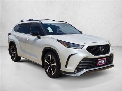 Blizzard Pearl 2021 Toyota Highlander XSE