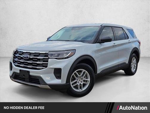 Space White Metallic 2026 Ford Explorer Active