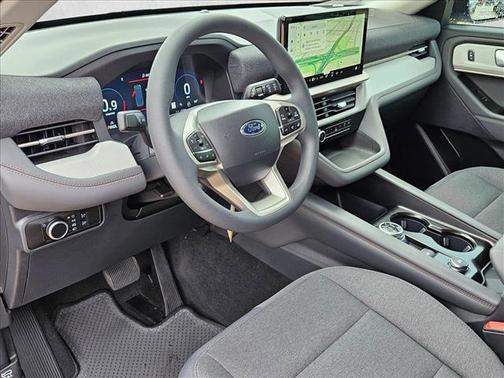 Space White Metallic 2026 Ford Explorer Active