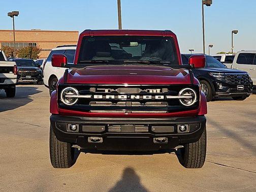 Ruby Red Metallic Tinted Clearcoat 2026 Ford Bronco Outer Banks