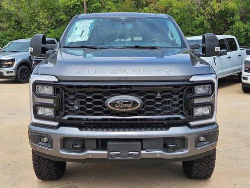 2026 Ford F-250 Lariat