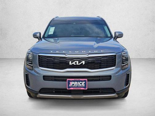 Everlasting Silver 2022 Kia Telluride S