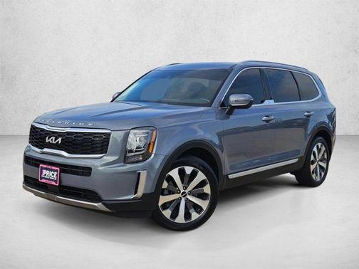 Everlasting Silver 2022 Kia Telluride S