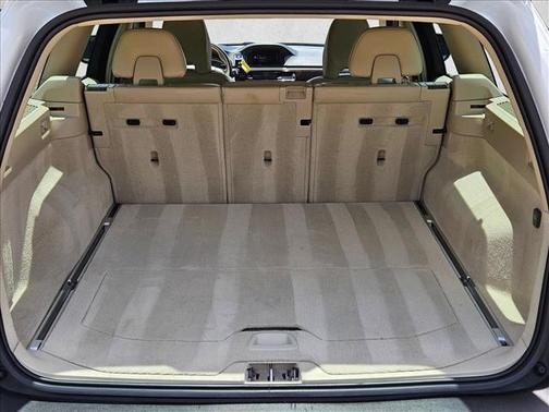 Crystal White Pearl 2016 Volvo XC70 T5 Premier