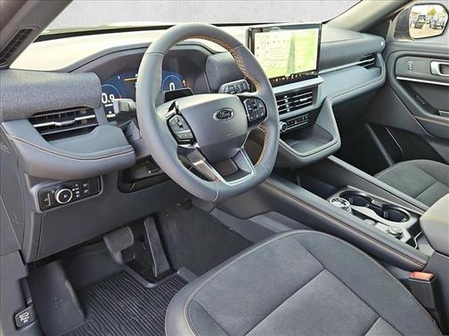 Agate Black Metallic 2026 Ford Explorer Tremor