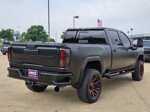 Onyx Black 2022 GMC Sierra 2500 AT4