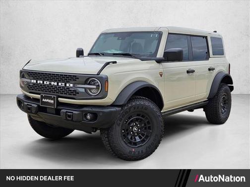 Desert Sand 2026 Ford Bronco Badlands