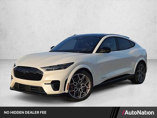 Star White Metallic Tri-Coat 2026 Ford Mustang Mach-E GT
