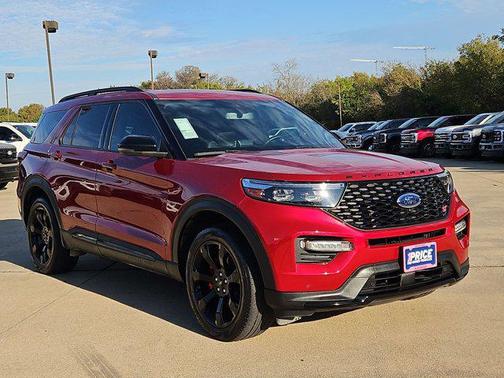 Rapid Red Metallic Tinted Clearcoat 2024 Ford Explorer ST