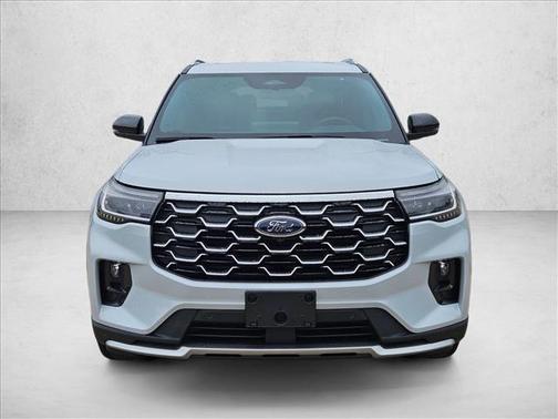 Space White Metallic 2026 Ford Explorer Platinum