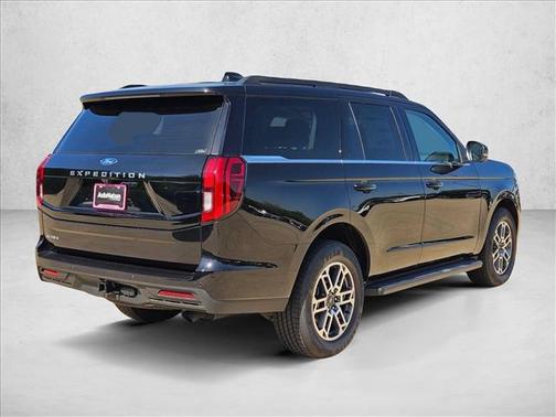 Agate Black Metallic 2026 Ford Expedition Active
