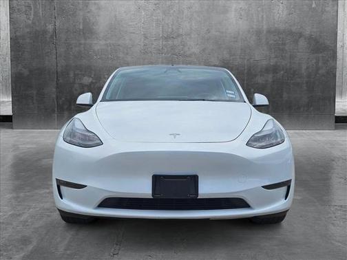2024 Tesla Model Y Long Range Dual Motor All-Wheel Drive