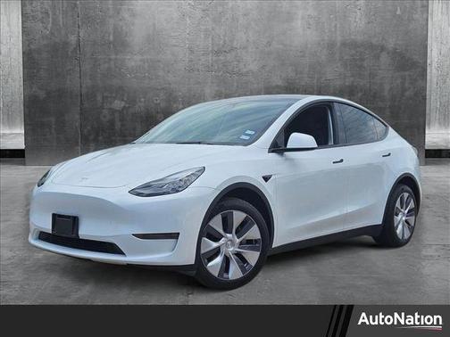 2024 Tesla Model Y Long Range Dual Motor All-Wheel Drive