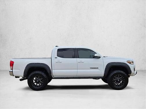 Super White 2017 Toyota Tacoma SR5