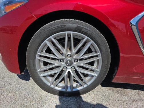 2021 Genesis G70 2.0T RWD