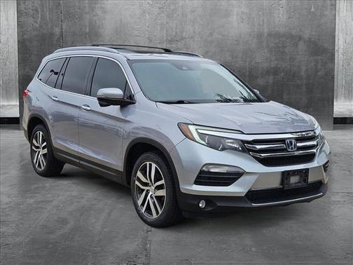 2017 Honda Pilot Touring
