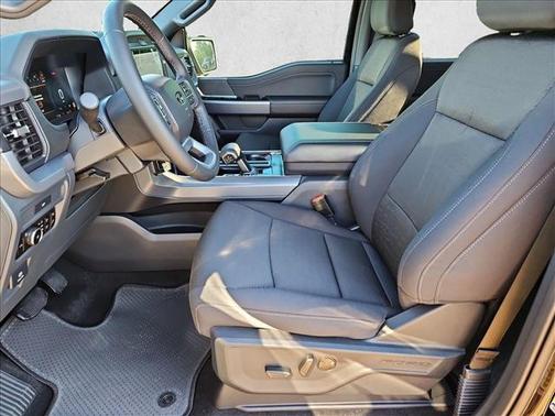Agate Black Metallic 2026 Ford F-150 XLT